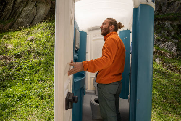 Best Porta potty rental near me  in Waverly, MI