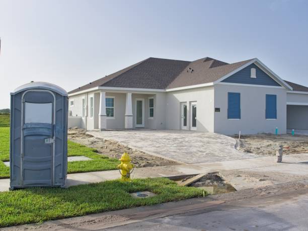 Best Construction site porta potty rental  in Waverly, MI